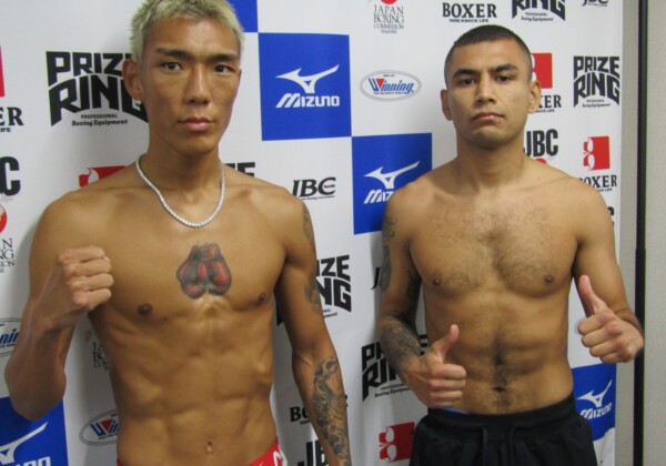 亀田京之介とエルナンデスが前日計量を一発パス。フィジカルでは京之介が上回っていた