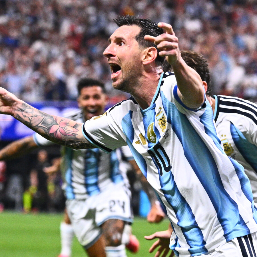 W杯でアルゼンチンを準優勝に導いたメッシが代表引退を表明した（写真・ロイター/アフロ）