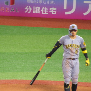 佐藤輝明のメジャー挑戦が早くも波紋