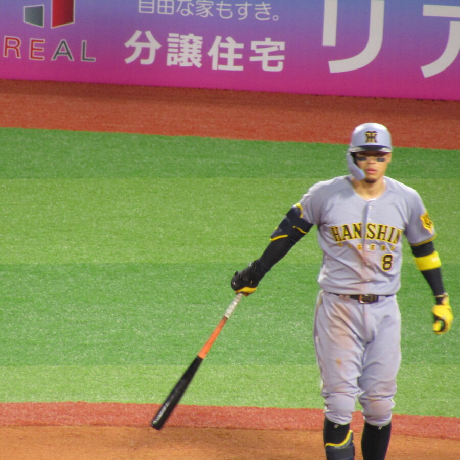 佐藤輝明のメジャー挑戦が早くも波紋