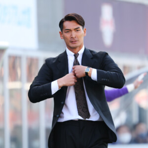 ハンドの誤審疑惑に元日本代表ＤＦでもあるJ2藤枝の槙野監督が激怒(資料写真・長田洋平/アフロスポーツ）