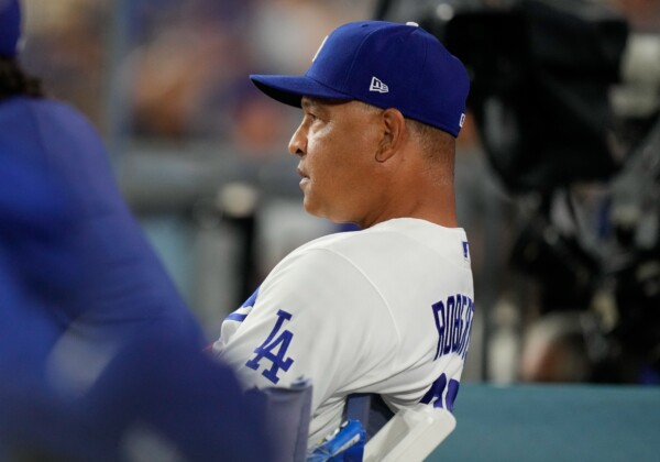 ロバーツ監督の投打にわたる複数の采配が批判の的となった（写真・AP/アフロ）