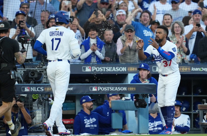 大谷の盟友テオスカー・ヘルナンデスもトレード候補だ（写真：Imagn/ロイター/アフロ）